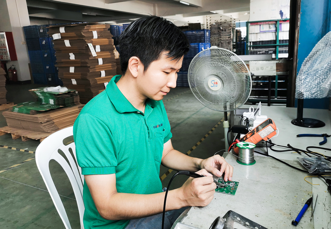 冠雅人風采∣此心安處是維修，持匠心鑄品質(zhì)電子科技